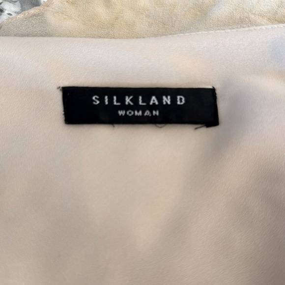 NWOT Silkland Women Elegant Cream Boho Embellished Women's Top - Picture 7 of 7